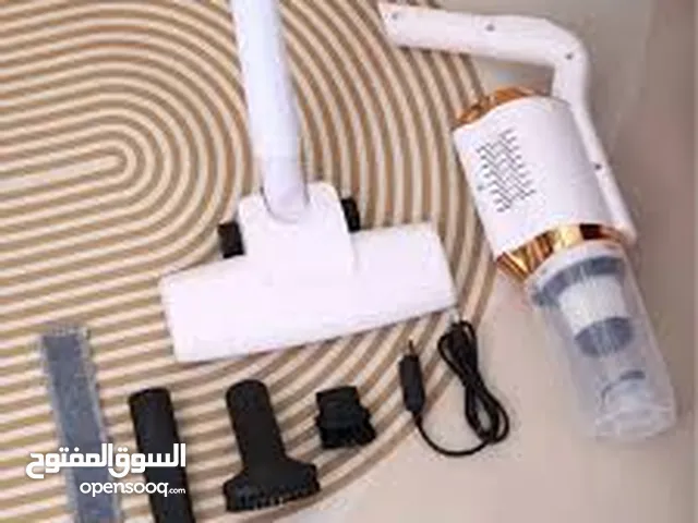 مكنسة11فقط بنظام الشحن دون سلك اثناء العمل عليها حالة ممتازة جدا