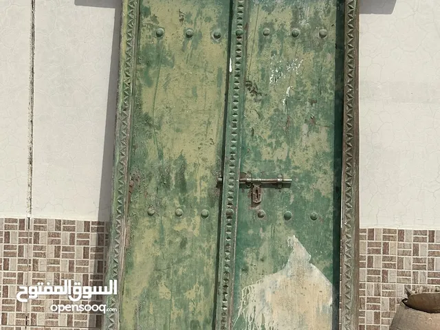 باب قديم عماني تراثي