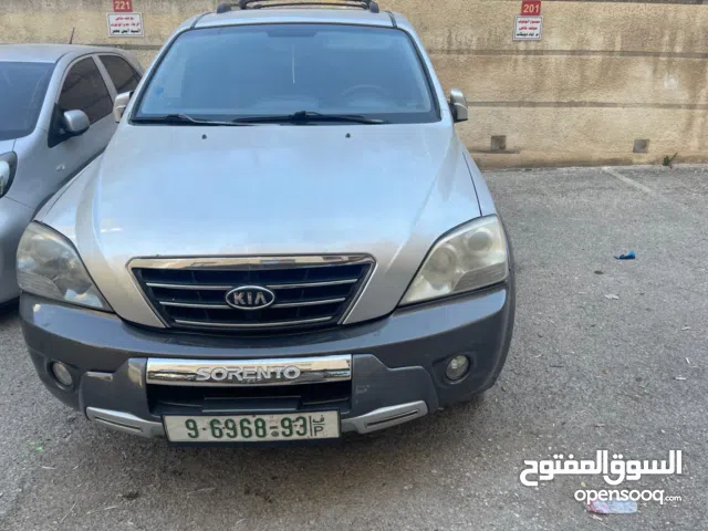 جيب سيرسنتو 2009 ، ماشي 173الف كيلو متر مرخص و مأمن و في امكانية للبدل!!!