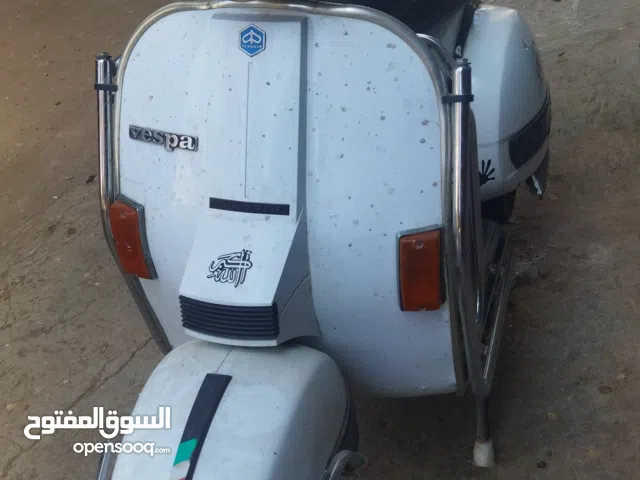 فيسبا .ايطالي 84