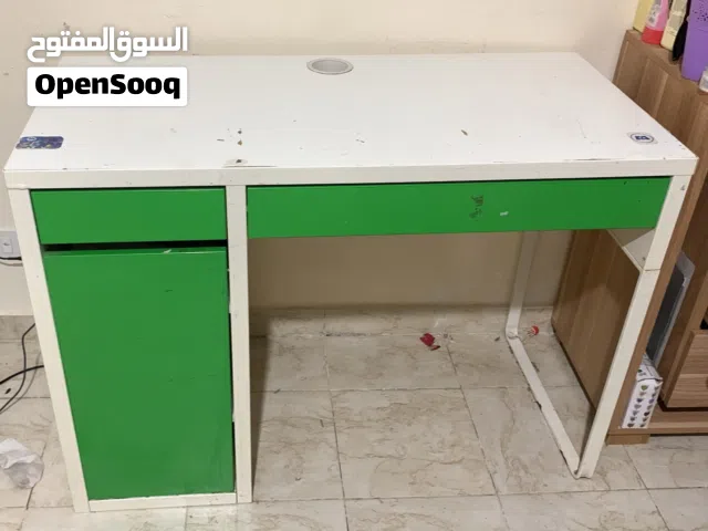 مكتب خشب للدراسة