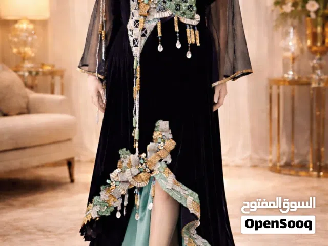ثوب ظفاري فخم للمناسبات والأعراس قابل للتفاوض