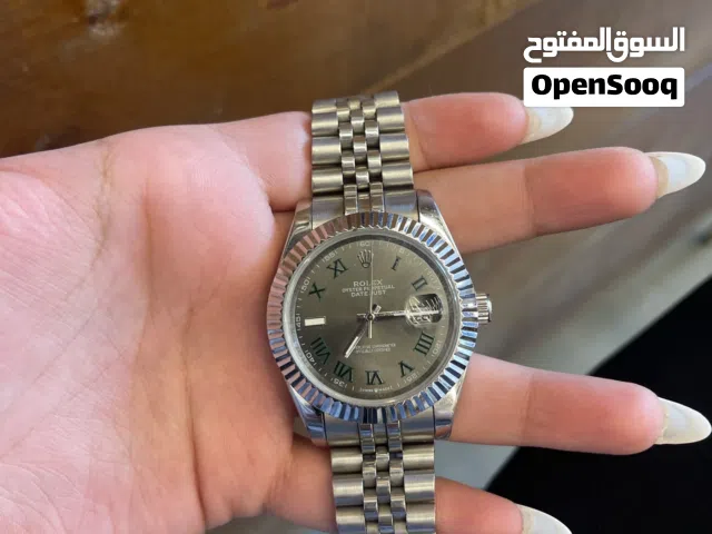 ساعة رولكس وبيها مجال