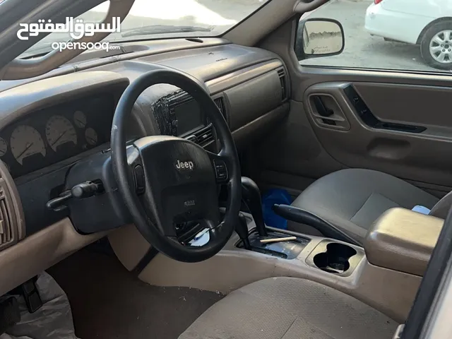 Used Jeep Grand Cherokee in Hawally