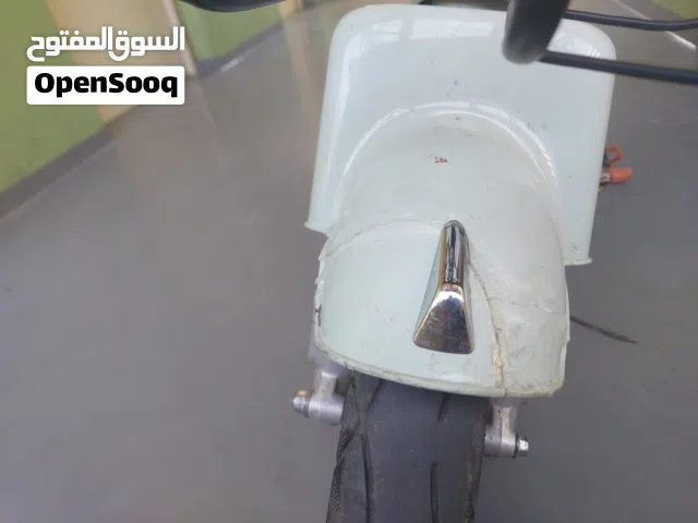 دراجة شحن 48 فولط 4 بطاريات حجم 28 امبير نظافة جيدة حجم 14 صنع صيني استيراد شخصي