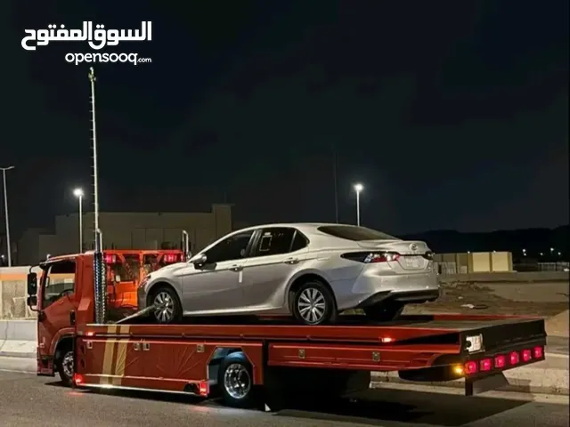 سطحه لنقل السيارات داخل وخارج الرياض والى جميع دول مجلس التعاون الخليجي قطر البحرين والى سوريا والار