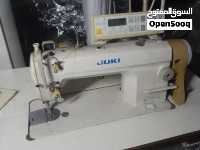 مكنات خياطة مشكلة مع توابعها اختصاص قطنيات