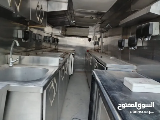 Used Food truck vleco 2008 for sale.فود ترك مستعمل للبيع