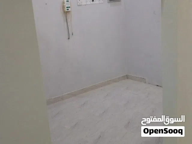 شقه للايجار بركاء قرحه البلوش