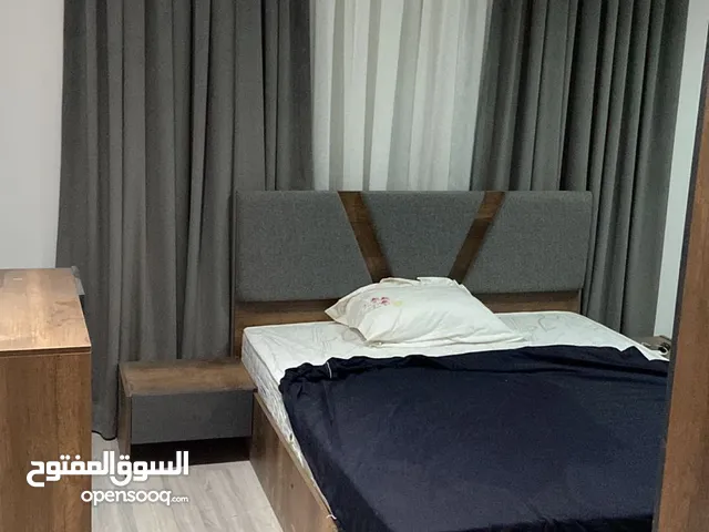 ايجار شقه في حولي مفروشه بي الكامل فرش ديلوكس غساله عدد3ثلاجه مطبخ مفروش بي الكامل بوتجاز غساله فول