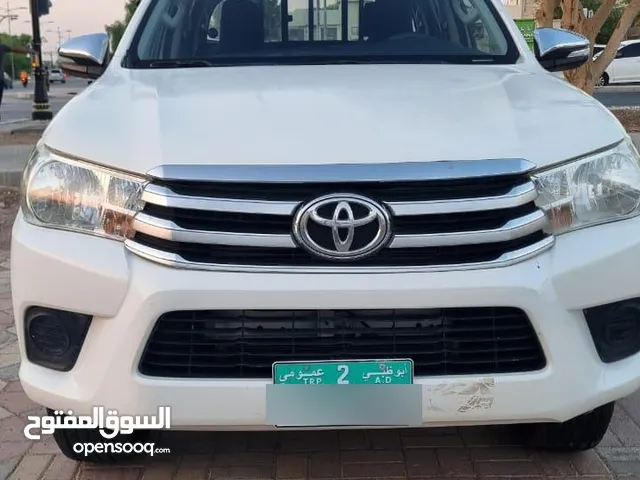 Used Toyota Hilux in Al Ain
