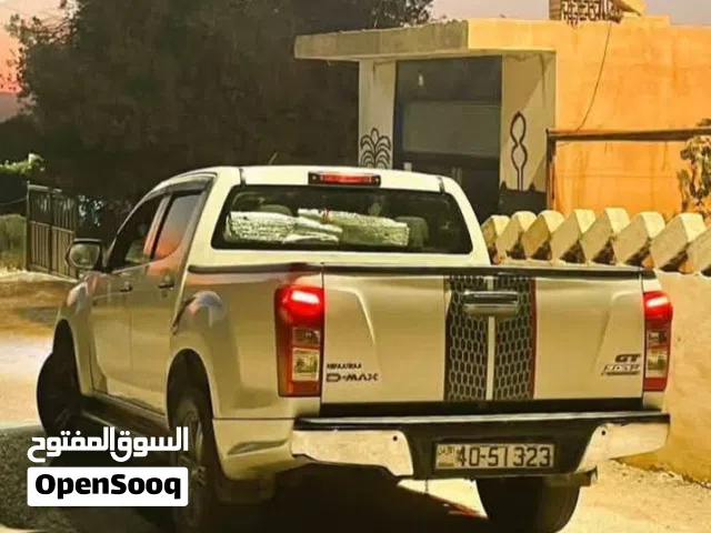2015 ايسوزو D-ماكس GT