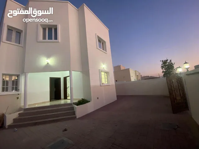 200 m2 4 Bedrooms Villa for Rent in Muscat Al Maabilah