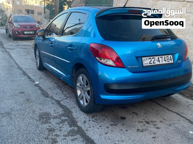 2012 بيجو 207 Standard