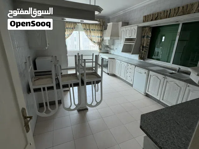 Furnished 3bedroom apartment for rent in deirghbar near Canadian school