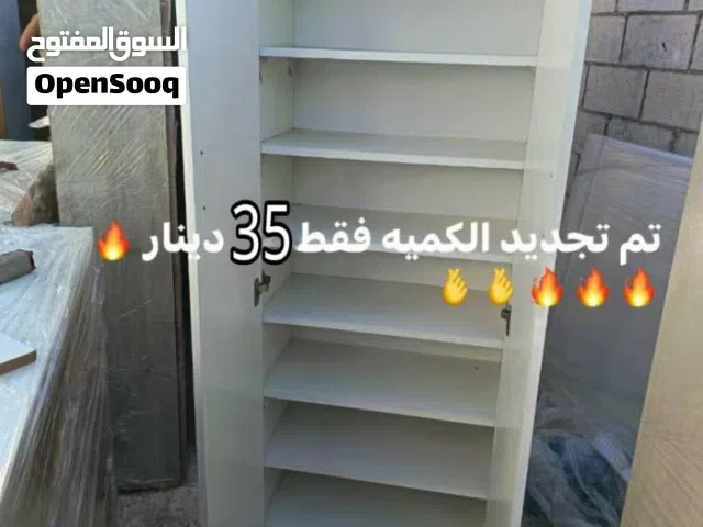 خزانة مونة مع اكسسوارات جانبية نظام حديث بسعر حرق تفصيل خشب غير تجاري تقيل ونظيفة جداا للطلب واتس اب