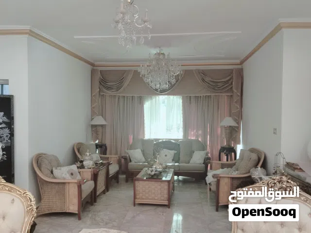 1000 m2 More than 6 bedrooms Townhouse for Rent in Basra Jaza'ir