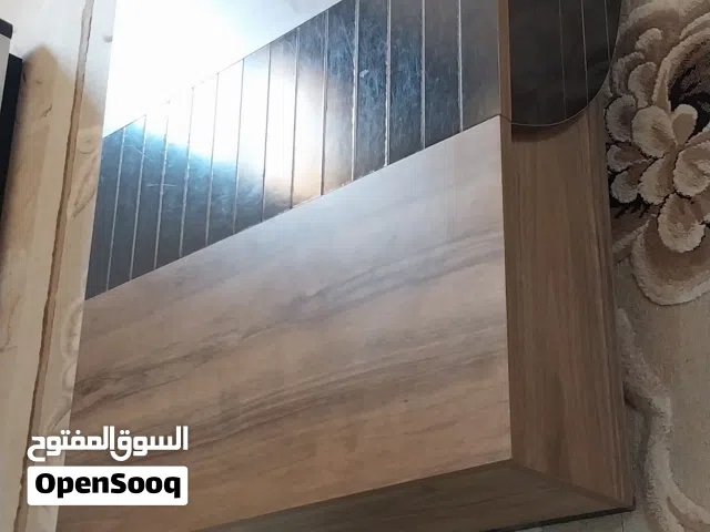 طاولة صناعة تركية شبة جديد 70 ف 110