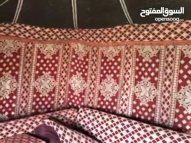 للبيع خيمه بيت شعر 7في5نضيفه مع المخاد والفرشه رقم التواصل
