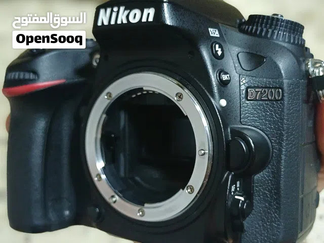 nikon d7200   مع عدستين 18,55. 70,300
