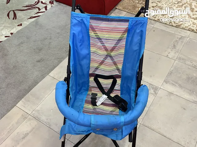 كراسي هزاز ينفع لعمر السنتين ولحد 8 سنين