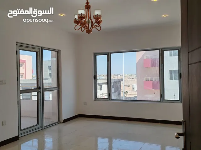 135 m2 2 Bedrooms Apartments for Rent in Basra Khadra'a