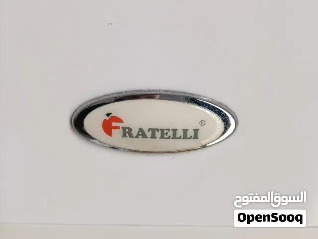 ثلاجة للبيع