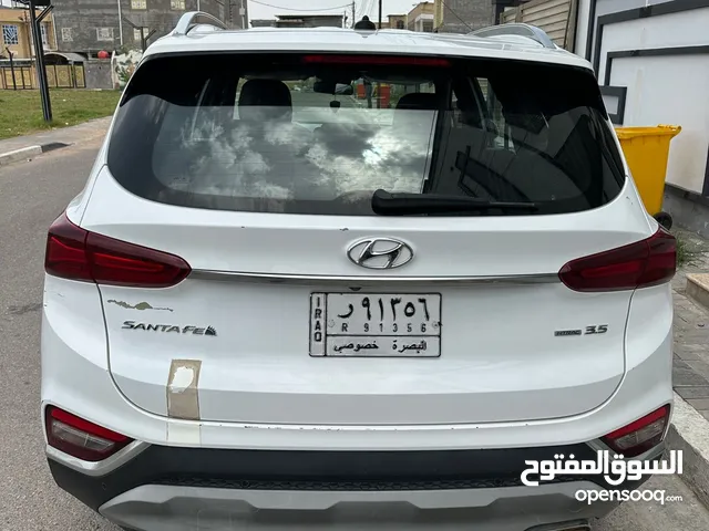 Used Hyundai Santa Fe in Basra