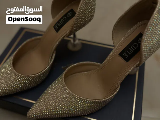 كعب استخدام مره واحده ماركه cuple