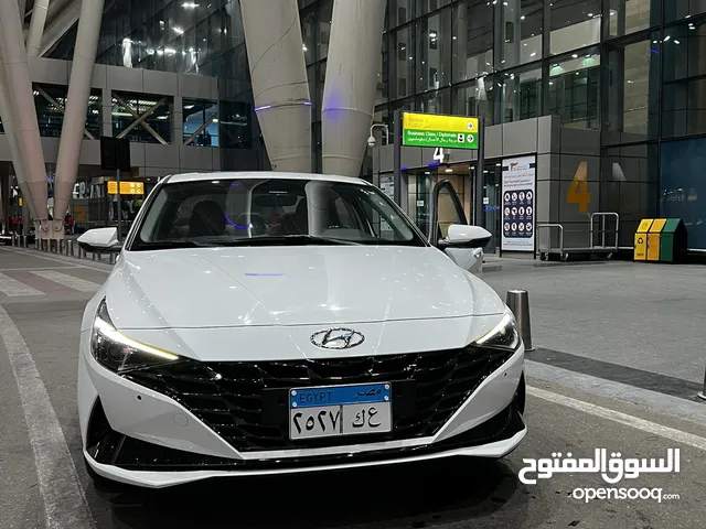 إيجار إلنترا Cn7