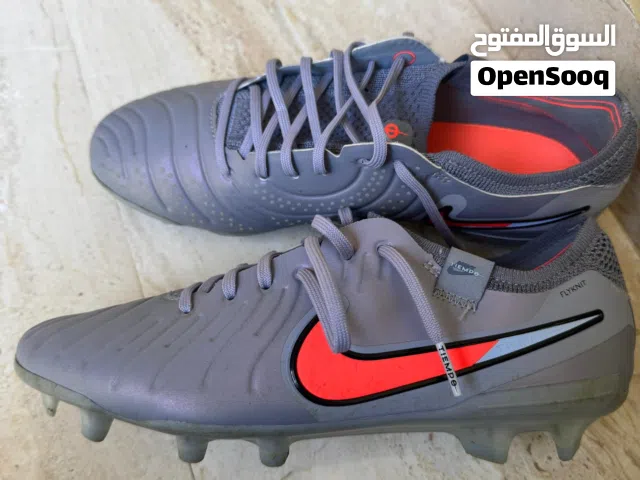 حذاء كرة قدم نايك تيمبو رقم 1 الاصلي