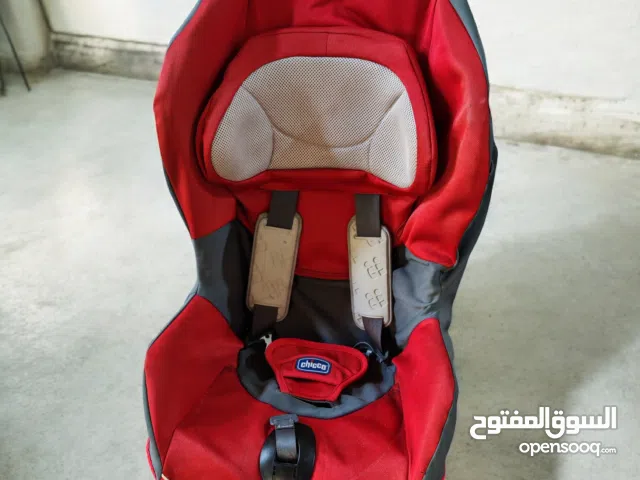 كرسي سياره للأطفال نوع Chicco