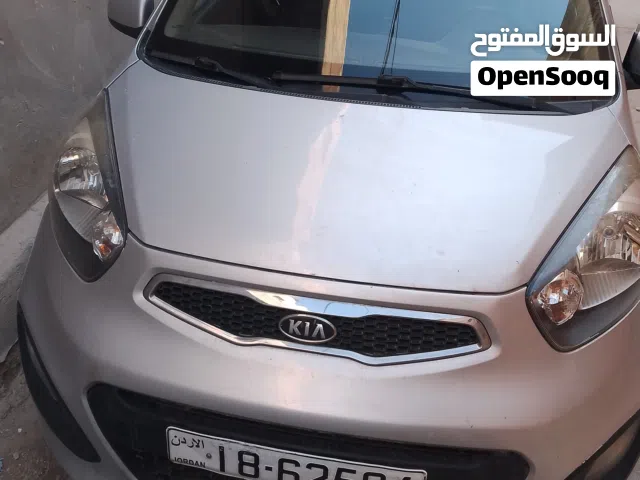 2014 كيا بيكانتو Standard