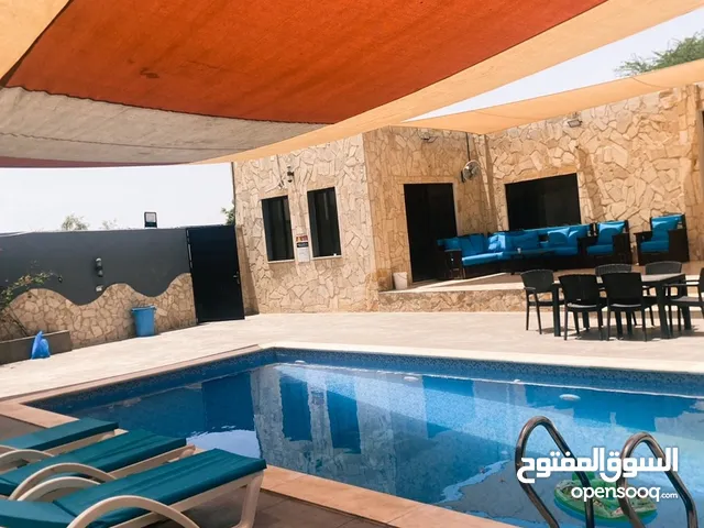 2 Bedrooms Chalet for Rent in Jordan Valley Ghor Al Kafrain