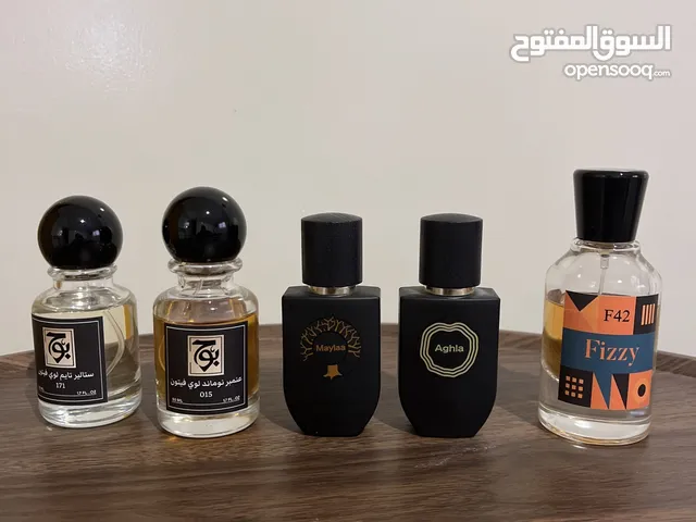 عطور محليه منوعه (على السوم) مستخدم قليل