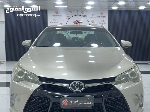 Toyota Camry se 2016