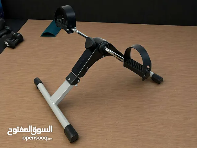 جهاز تمرين القدم يتوفر توصيل لجميع محافظات العراق ملاحضه التواصل عبر الدردشه البرنامج او الواتساب