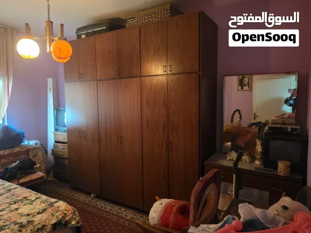 غرفة نوم كاملة للبيع بجميع ملحقاتها