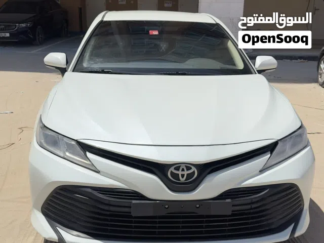 Toyota Camry 2019 S