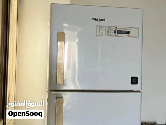 ثلاجه للبيع قابل شي بسيط