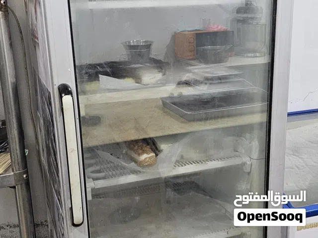 فريزر عامودي بحالة الوكالة