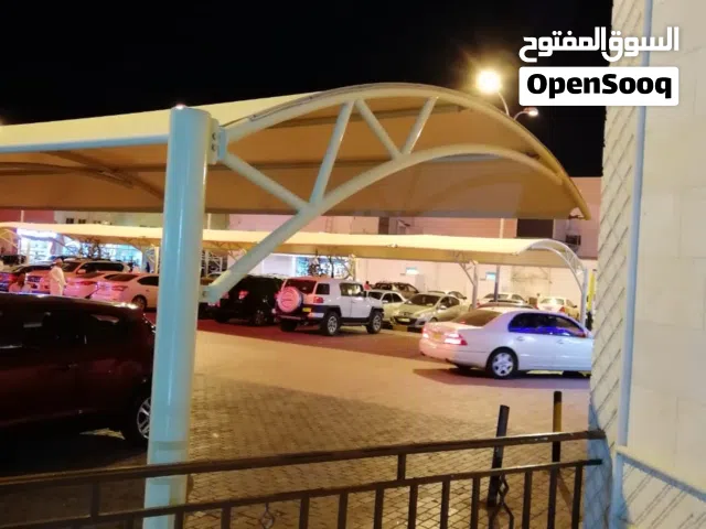 مظلات ومواقف