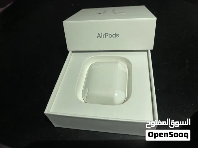 Apple AirPods 2 very Good Condition like new