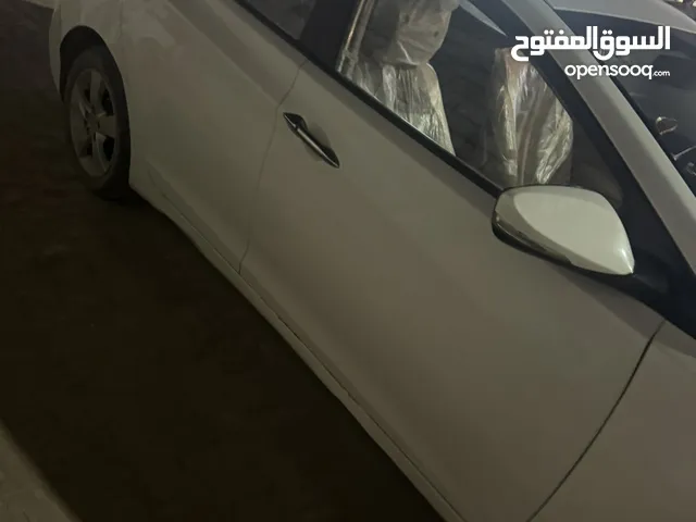 Hyundai Avante 2011 in Basra