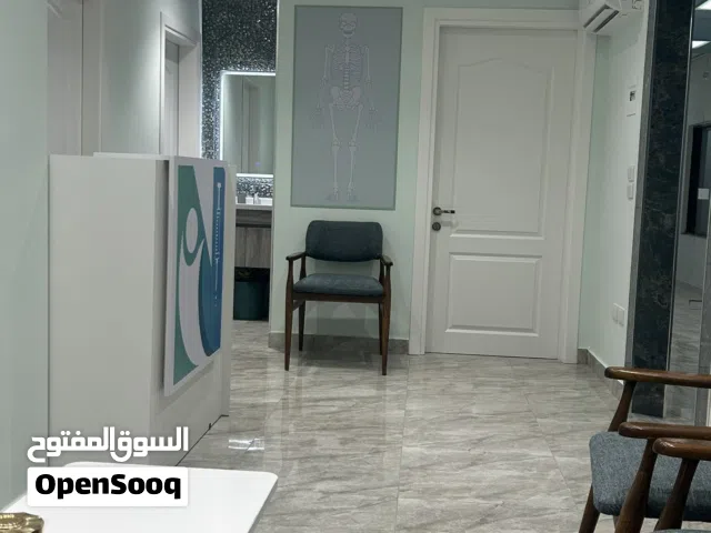 عياده فاخره للبيع