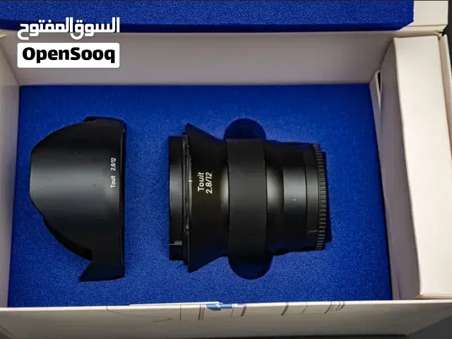 CARL ZEISS TOUIT 2.8/12mm SONY APSC LENS.