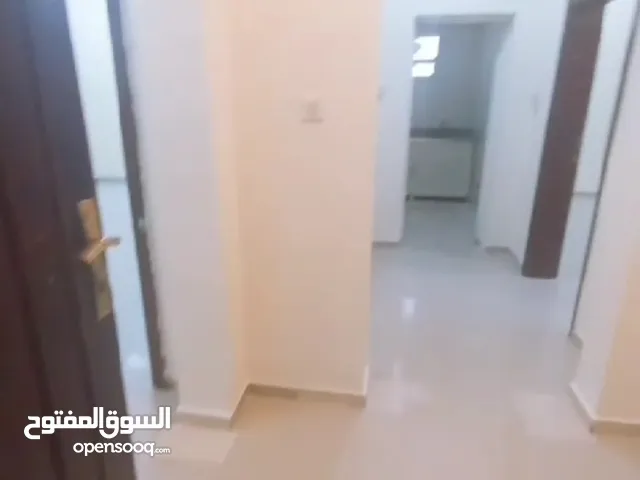 شقةواسعة باللقطة شاملة وبدون عمولة