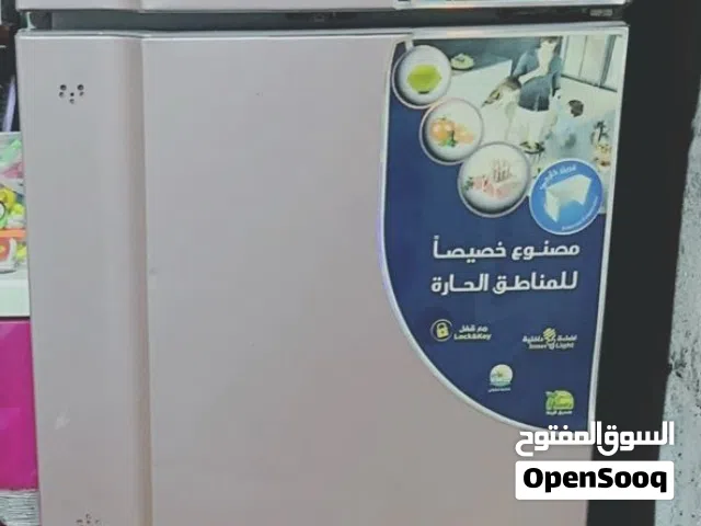 ثلاجه للبيع نظيفه ومرتبه