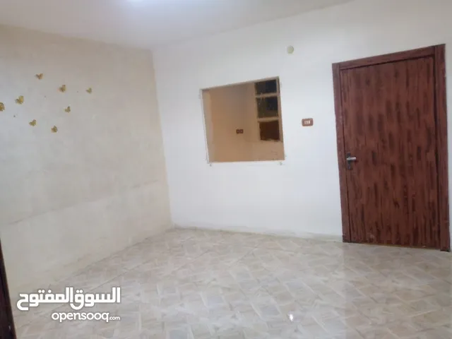 90 m2 4 Bedrooms Townhouse for Sale in Amman Al Qwaismeh