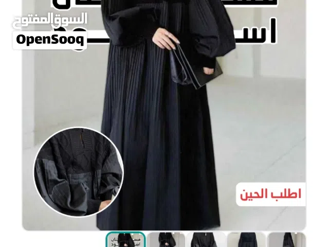 الفستان اللي ما يختلف عليه اثنين!  اللون الأسود دائمًا هو ملك السهرات والمناسبات، واليوم جبنا لكِ